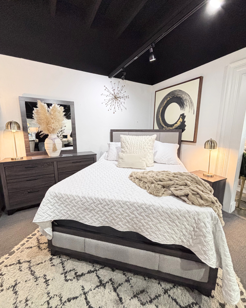 Modern Gray Upholstered Queen Bedroom Set  4 Piece