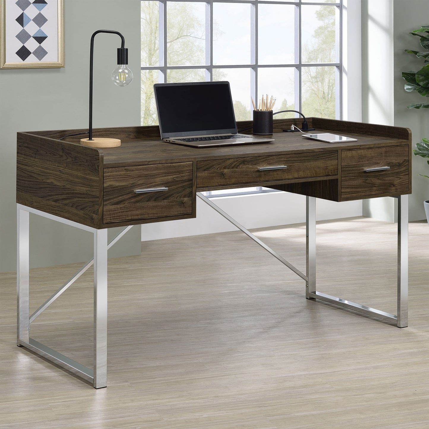 writing desk