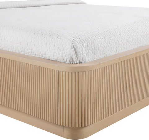 Linden Natural Solid Wood And Oak Veneer Queen Bed, 1 Piece