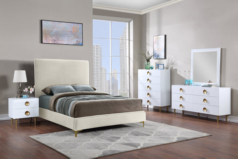 Darcy White Wood Veneer Dresser, 1 Piece