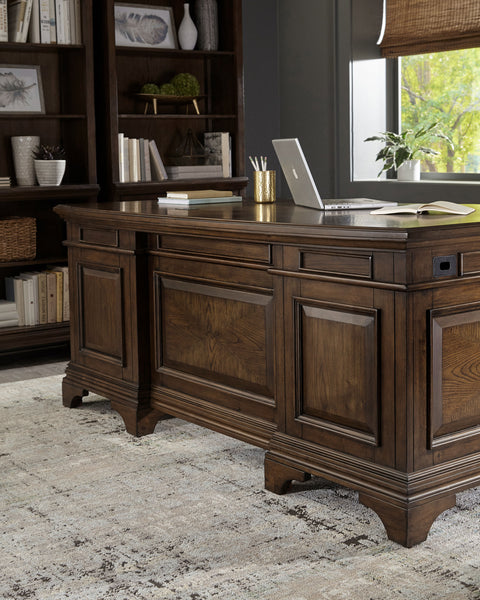 Pedro 72-inch 7-drawer Executive Desk Burnished OakBurnished Oak