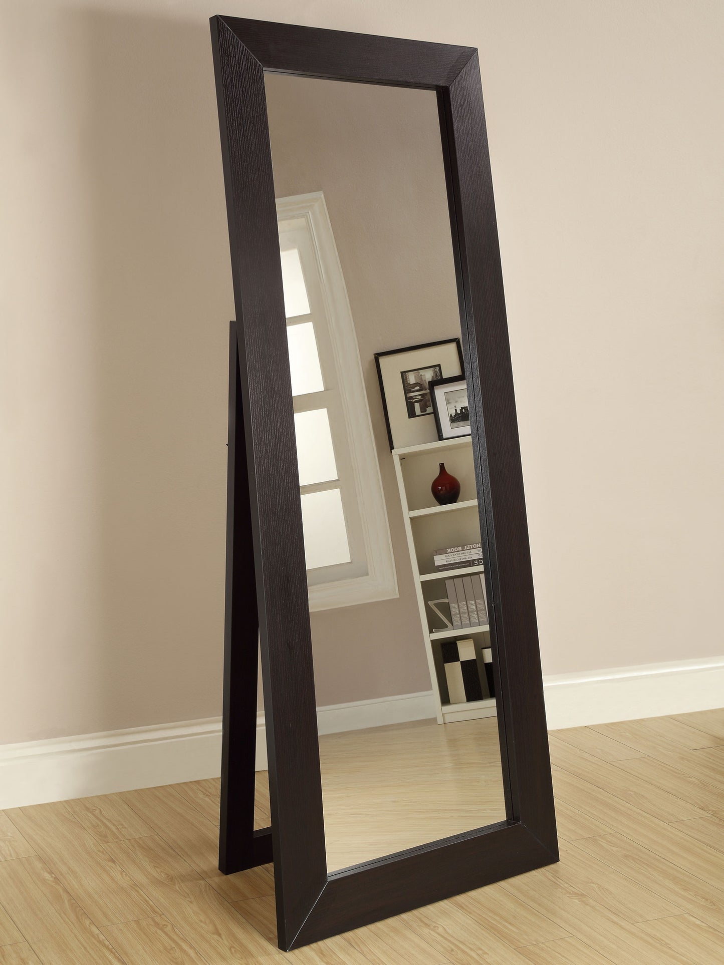 standing mirror