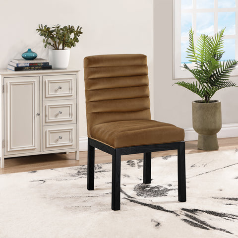 Celine Saddle Velvet Upholstered Dining Chair, 1 Piece (Style 2)