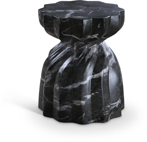 Tessa Black Marble Finish Concrete Indoor / Outdoor End Table, 1 Piece