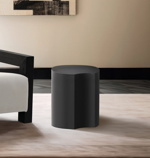 Linden Black Iron End Table, 1 Piece (Style 3)