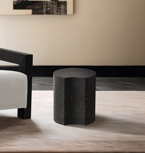 Linden Black Iron End Table, 1 Piece (Style 5)
