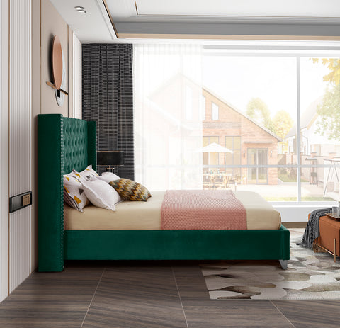 Robertson Green Velvet Queen Bed Q