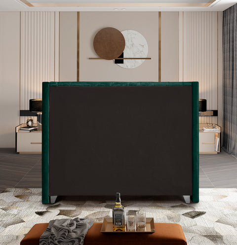 Robertson Green Velvet Queen Bed Q