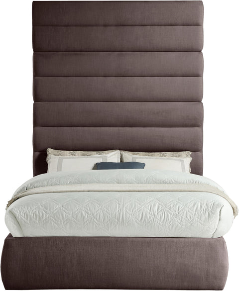 Amara Brown Linen Textured Fabric Upholstered Full Bed, 1 Piece (Style 2)