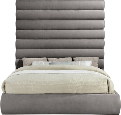 Amara Grey Chenille Fabric Upholstered King Bed, 1 Piece (Style 2)