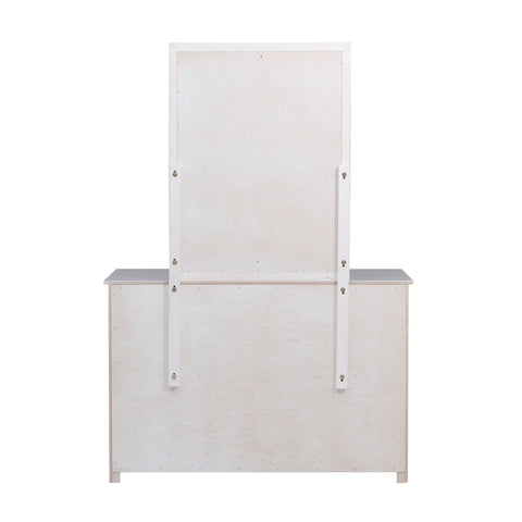 Finnegan Dresser