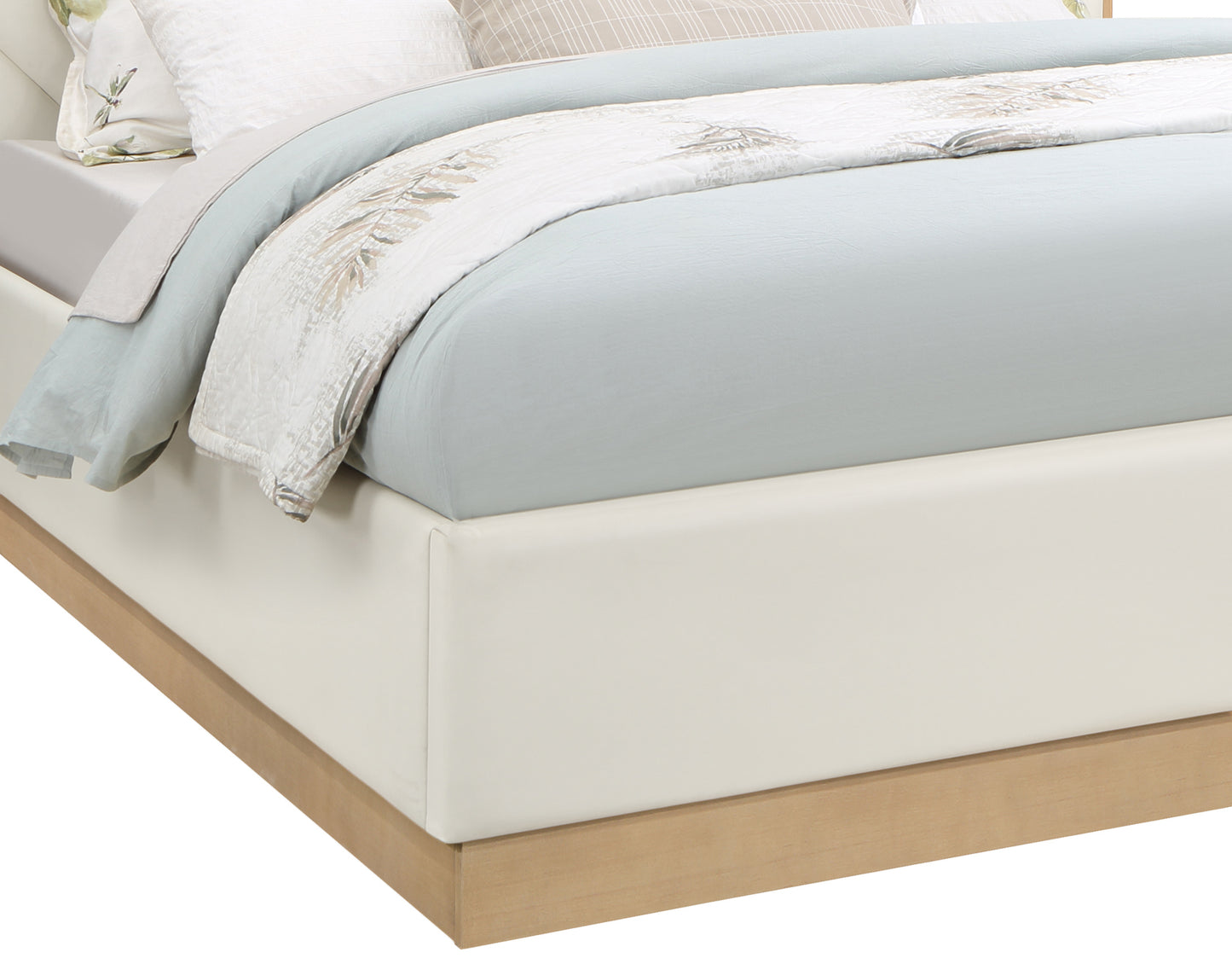 geneva cream faux leather king bed (3 boxes) k