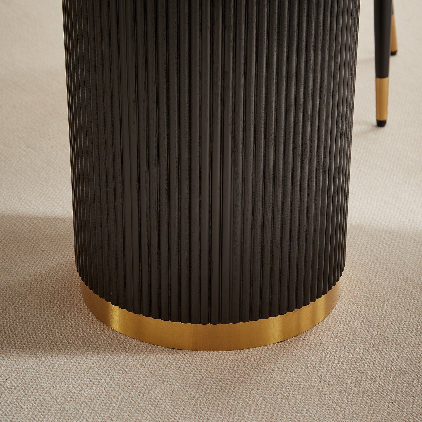 massimo dining table