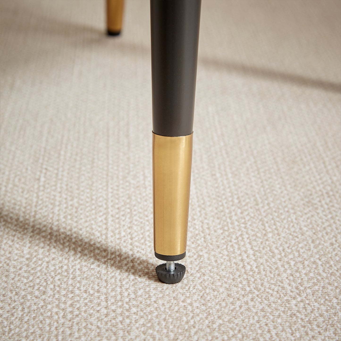 martina dining table