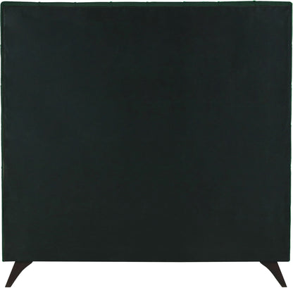 Naya Green Velvet Queen Bed Q