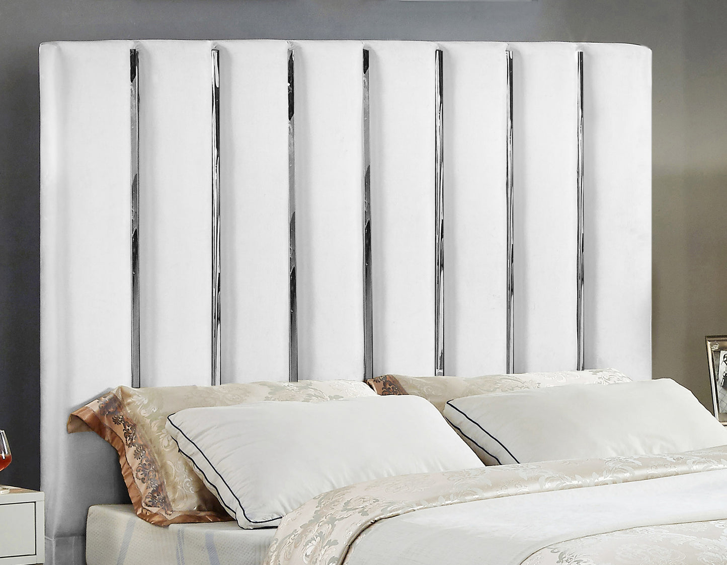 waverly white velvet full bed f