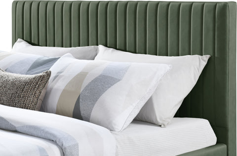 Hendrix Green Faux Leather Queen Bed Q