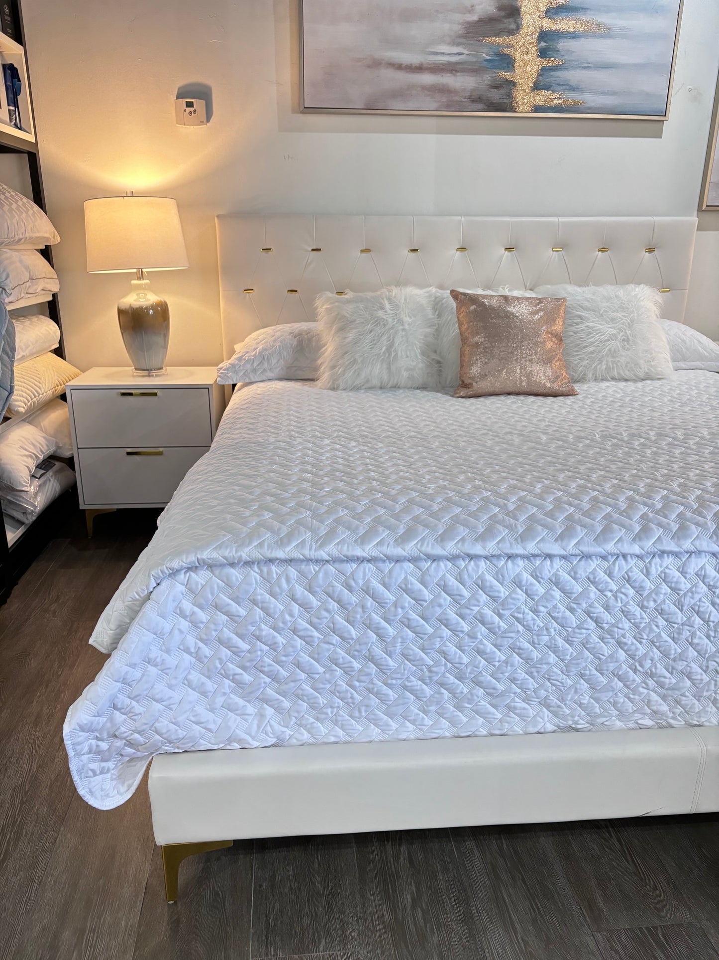 coraline king bed & nightstand floor sample