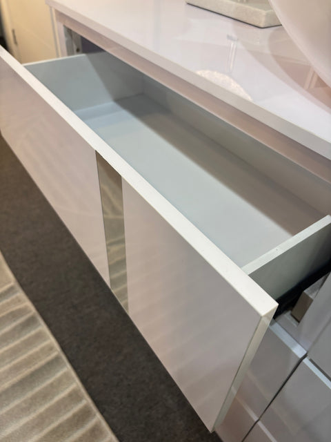 Andina Queen Bedroom Clearance Sale