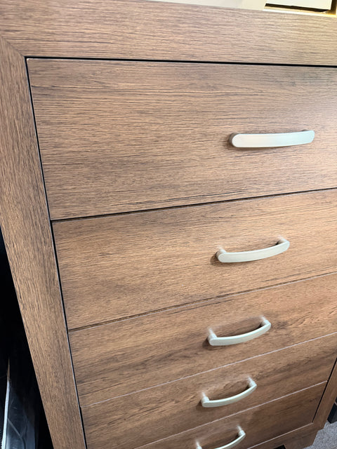 Modern Queen Bedroom Set with 2 Nightstands &amp; 5-Drawer Chest – Floor Sample Clearance