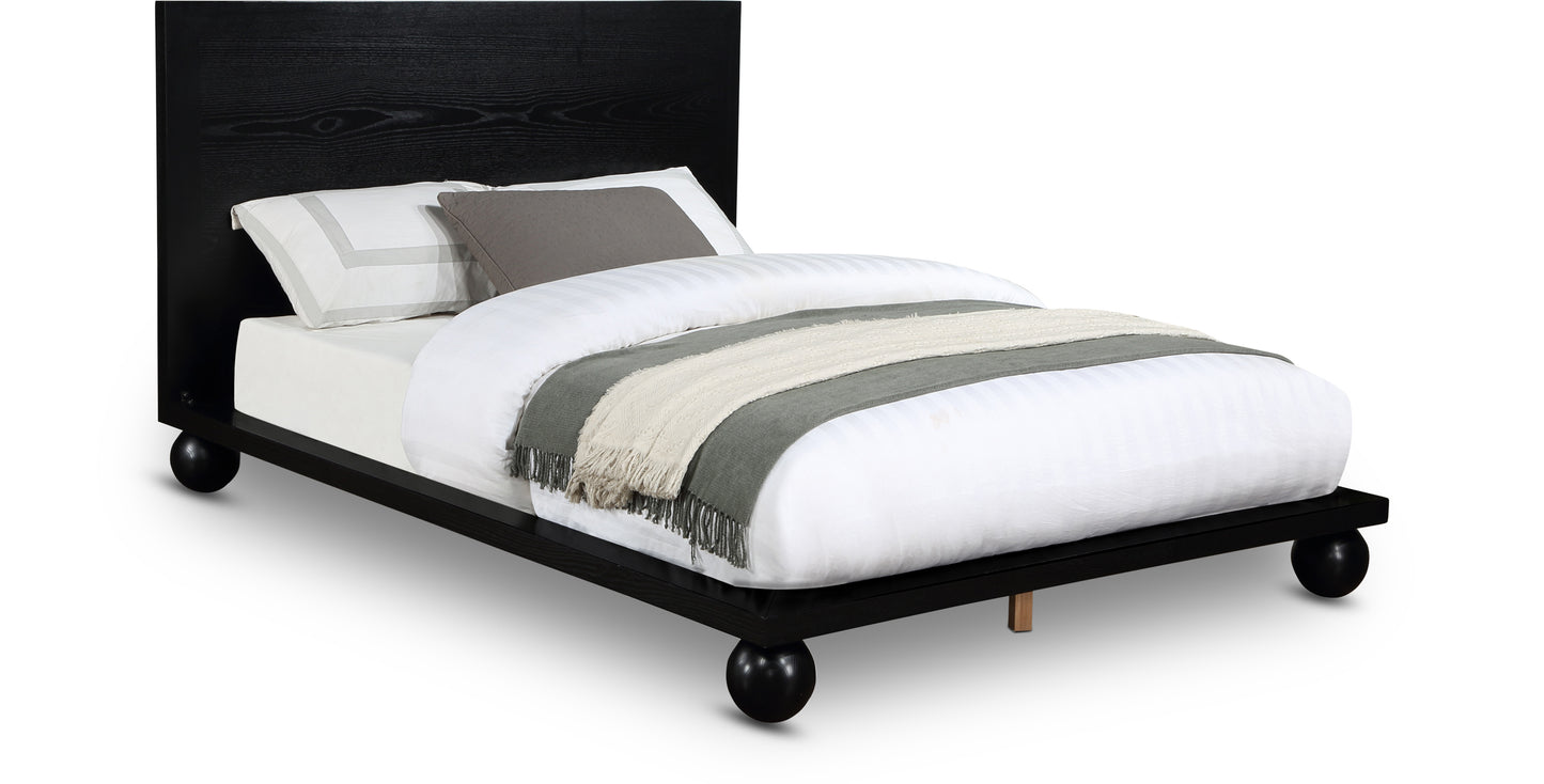 queen bed (3 boxes)