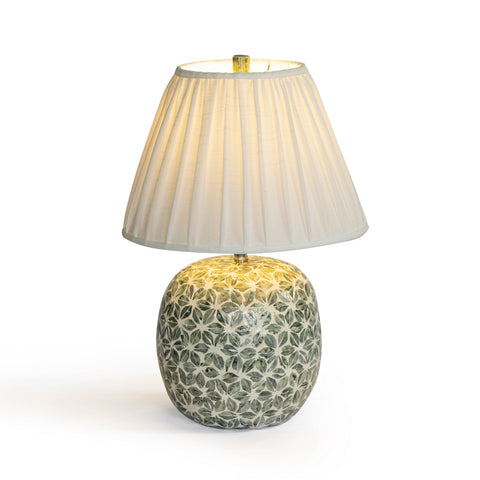 Valentina Versailles Green Capiz Shell Table Lamp - image 3