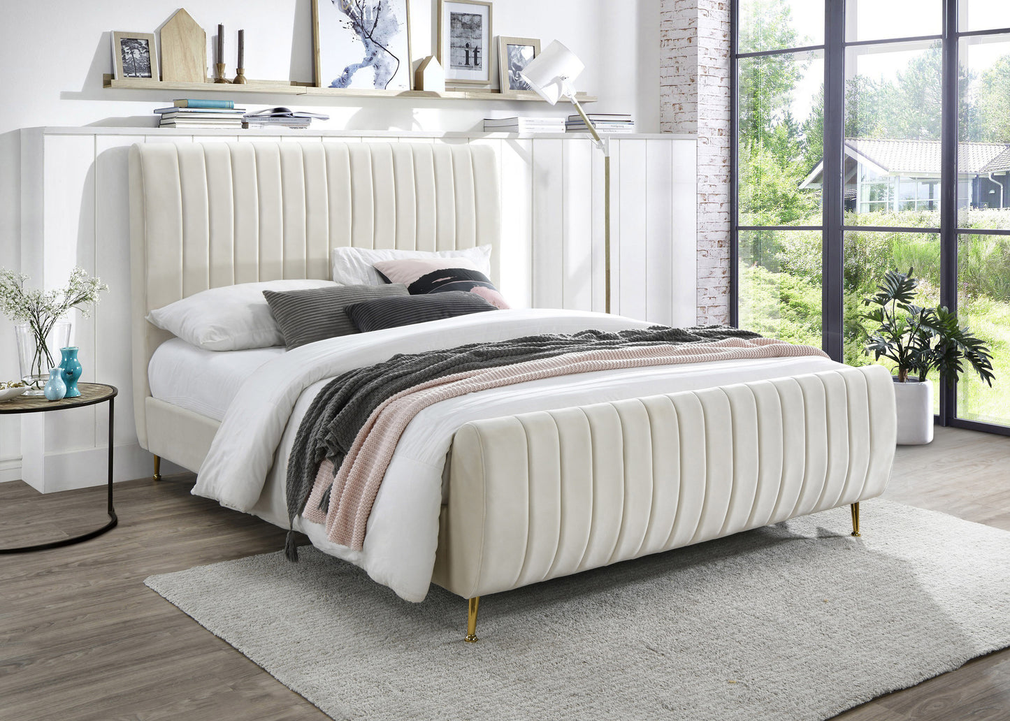 queen bed (3 boxes)