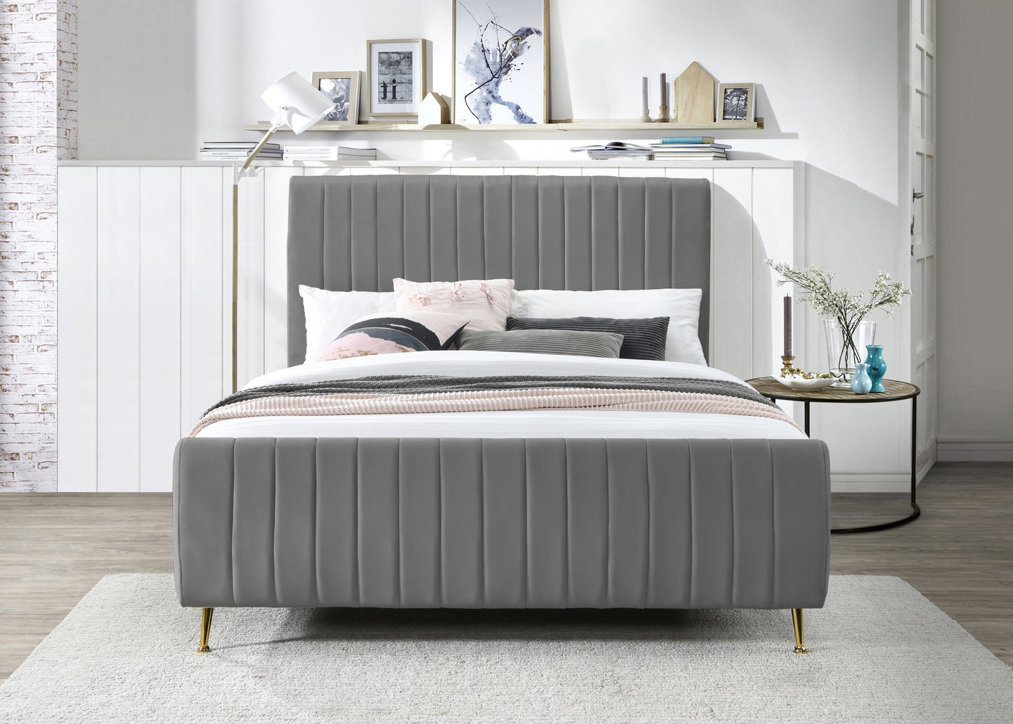 queen bed (3 boxes)