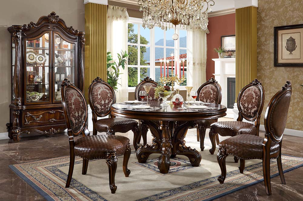 round dining table