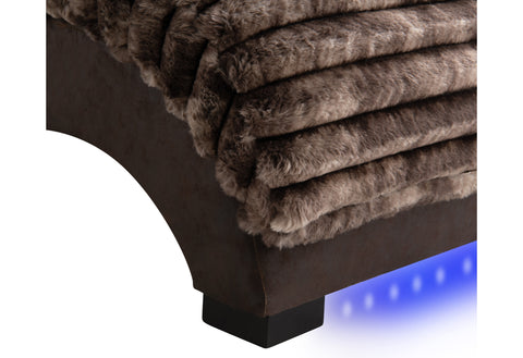 Chase Mink/Java BROWN ON BROWN CHAISE WITH LED AND USB